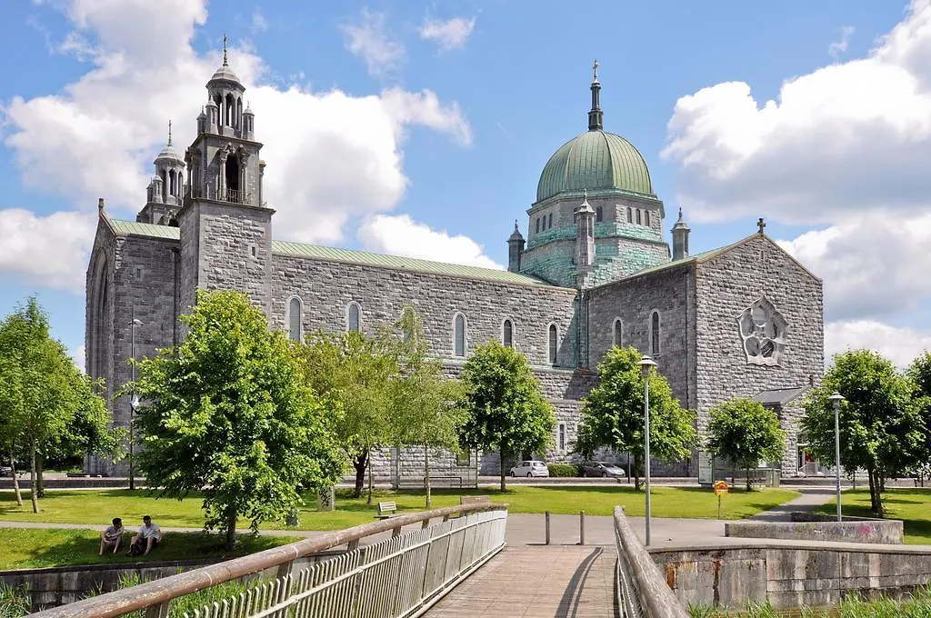 7 Earls Island Apartment Galway